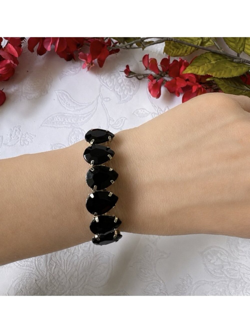 Black Teardrop Faux Crystal Silvertone Rhinestone Cuff Bracelet Womens Party NEW